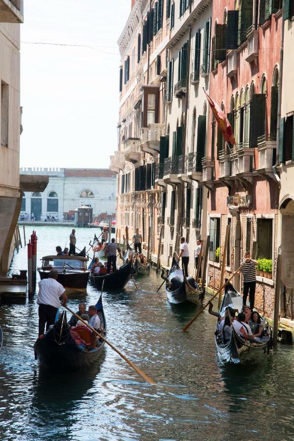 Appartamento Ca' Xxii Marzo Boutique Venezia Esterno foto